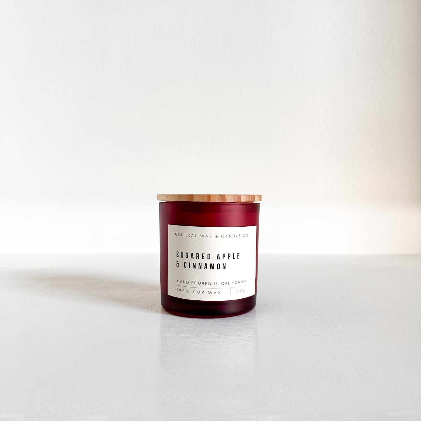 scented candle Sugared Apple Cinnamon