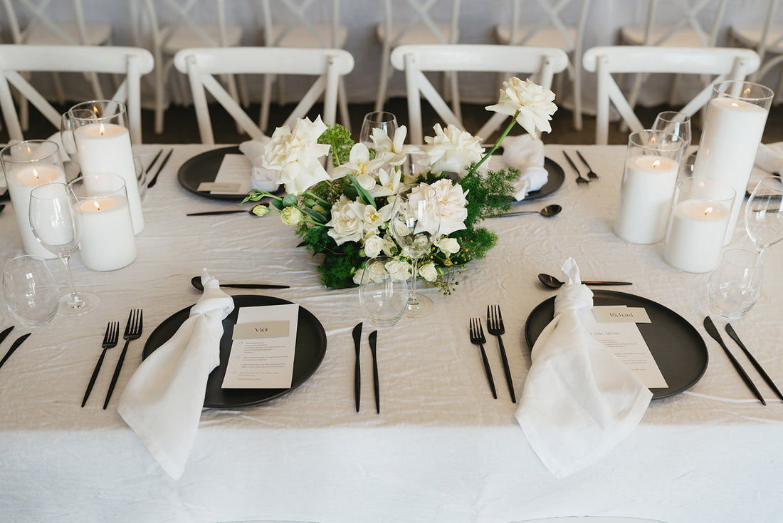 wedding pillar candles in cylinder