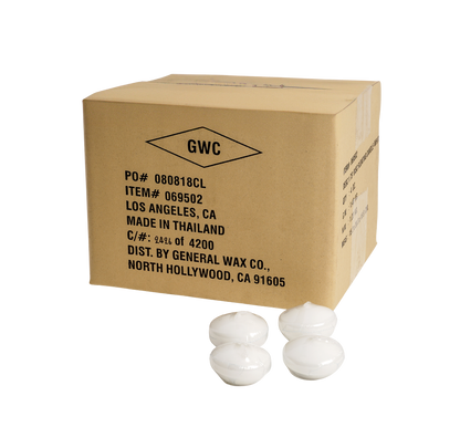 white floating candle centerpiece décor