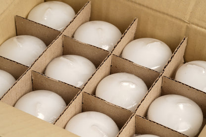 Ivory floating candle for romantic ambiance